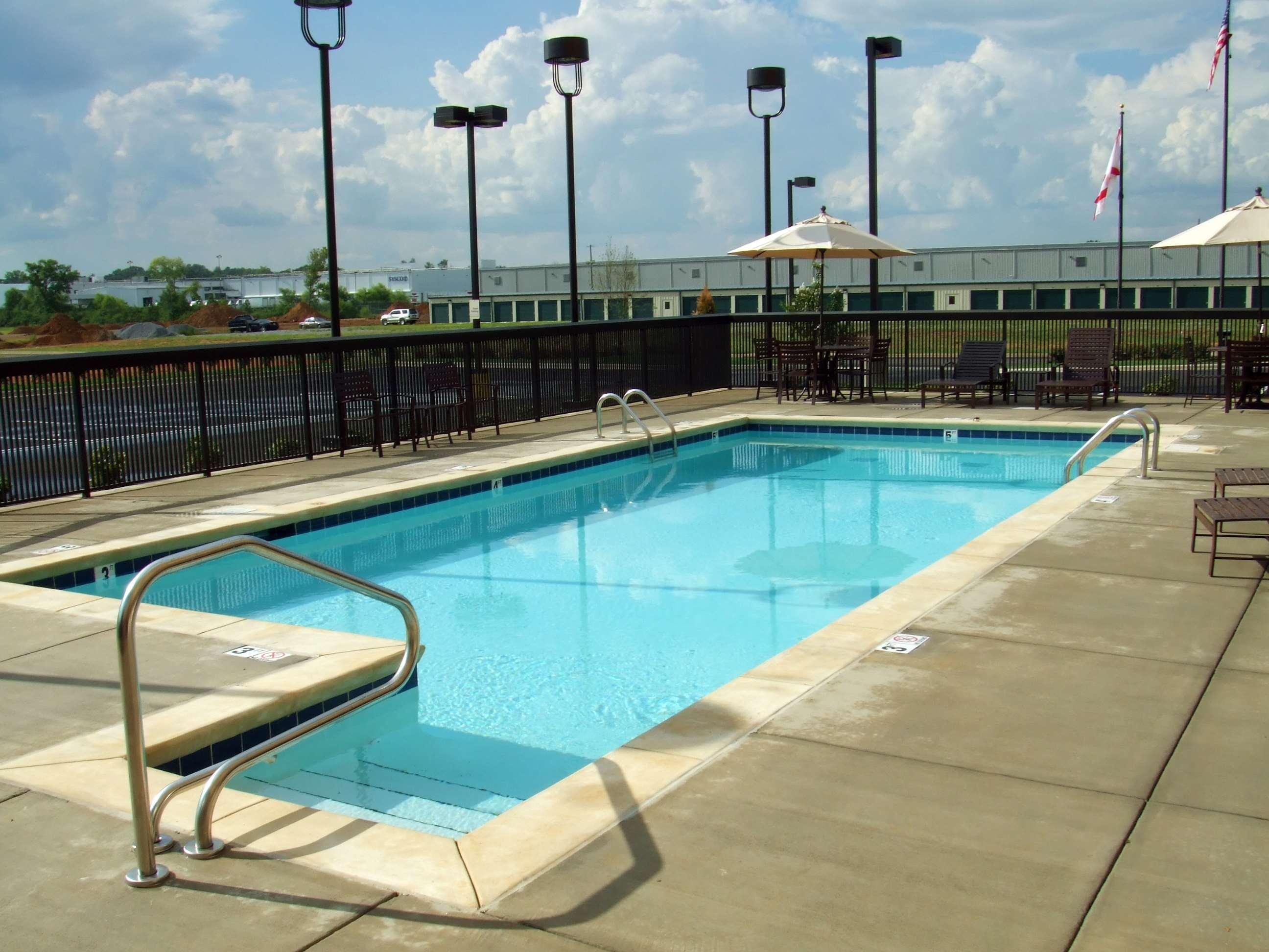 Hampton Inn Calera Fasiliteter bilde
